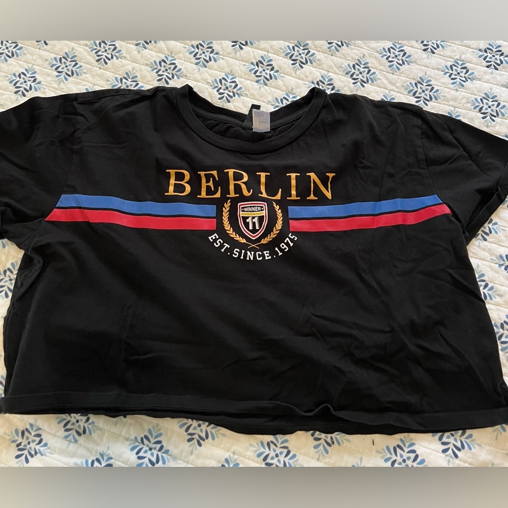 Berlin Cropped Tee - Black with Blue & Red Stripes